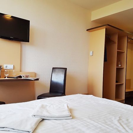 布达佩斯 派斯特旅馆酒店 外观 照片