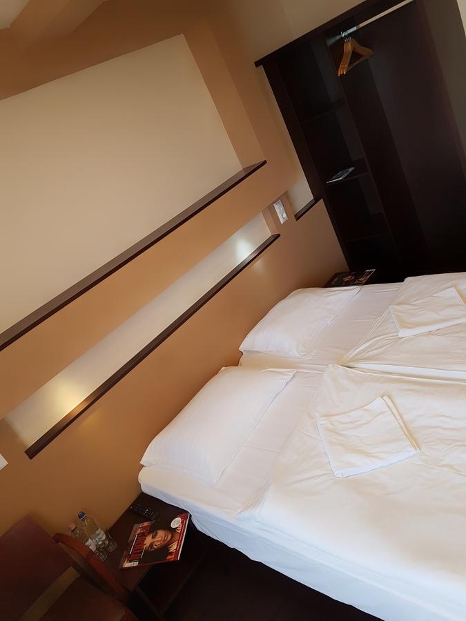 布达佩斯 派斯特旅馆酒店 外观 照片